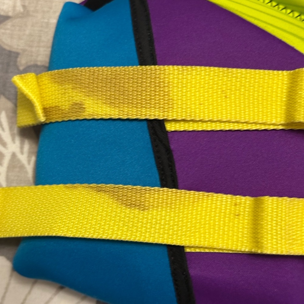 Airhead GNAR Child Kwik-Dry Neolite Flex Life Jacket, US Coast Guard Approved - Picture 3 of 6